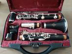 Nog nette klarinet van het merk Buffet Crampon E11, Muziek en Instrumenten, Gebruikt, Ophalen of Verzenden, Bes-klarinet, Met koffer