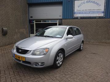 Kia Cerato 1.6-16V LX Let km Stand beschikbaar voor biedingen