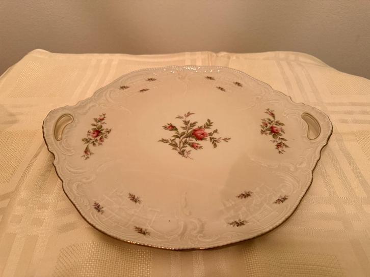 Rosenthal Sanssouci Classic Rose (Moosrose) taartplaat., Huis en Inrichting, Keuken | Servies, Gebruikt, Schaal of Schalen, Overige stijlen