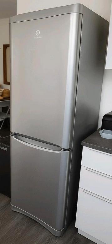 Gratis - free Indesit koelkast  beschikbaar voor biedingen