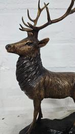 bronzen beeld / HERT/ 28 cm hoog / EDELHERT, Ophalen of Verzenden, Nieuw, Hert, Beeldje of Figuurtje