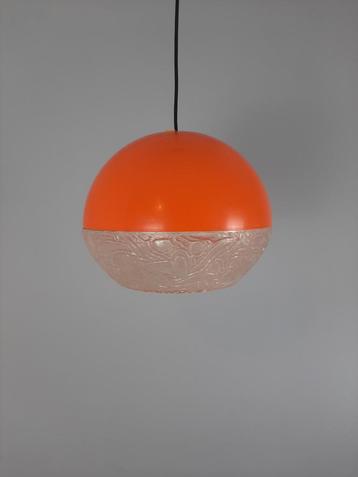 Vintage jaren 70 hanglamp, kunststof oranje bol hanglamp beschikbaar voor biedingen