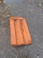 Dakpannen 36 linkse en 20 rechtse gevelpannen, Doe-het-zelf en Verbouw, Dakpannen en Dakbedekking, Ophalen of Verzenden