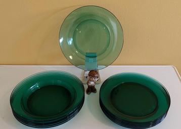 Set 12 groene vintage arcoroc borden 6 soep 6 diner beschikbaar voor biedingen