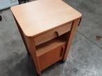 Ziekenhuis kastje, Ophalen, Zo goed als nieuw, Hout, 70 cm of meer
