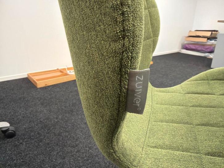 Ronde tafel met 4 Zuiver stoelen, Huis en Inrichting, Bureaustoelen, Gebruikt, Bureaustoel, Groen, Ophalen