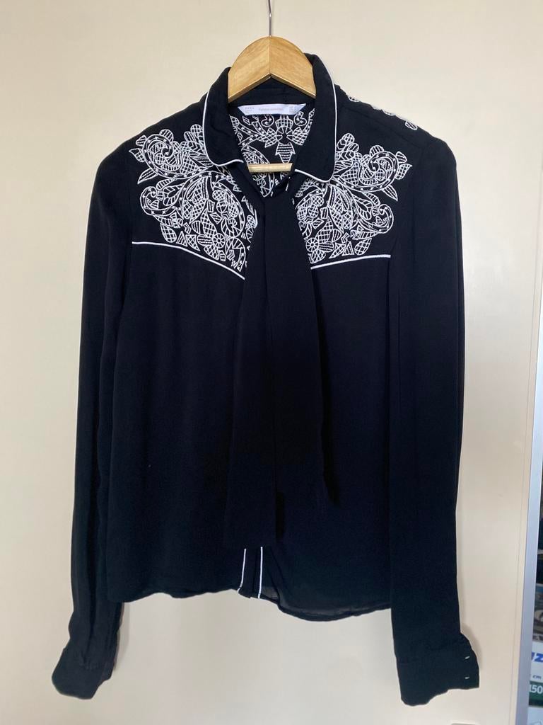 Mooie ontzettend leuke blouse van Zara in maat S, Kleding | Dames, Blouses en Tunieken, Ophalen of Verzenden, Zo goed als nieuw