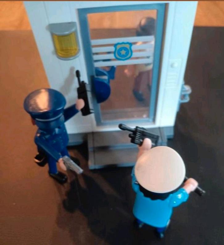 Playmobil Politiebureau met Figuren en Accessoires, Kinderen en Baby's, Speelgoed | Playmobil, Zo goed als nieuw, Complete set