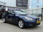 BMW 5-serie Touring 525xd Business Line | Leder | Panoramada, Auto's, BMW, Automaat, Gebruikt, 2993 cc, 2000 kg
