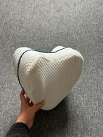 Hartvormig orthopedisch zijlig knie kussen - Wit, Eenpersoons, Wit, Ophalen of Verzenden, Zo goed als nieuw