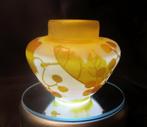 Antiek cameo glazen art nouveau vaasje Emile Gallé, Antiek en Kunst, Verzenden