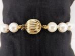 Parel armband met gouden slot                            D70, Overige materialen, Gebruikt, Overige kleuren, .