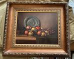 Stilleven met fruit en tin, gesigneerd R. Victor, Antiek en Kunst, Kunst | Schilderijen | Klassiek, Ophalen of Verzenden