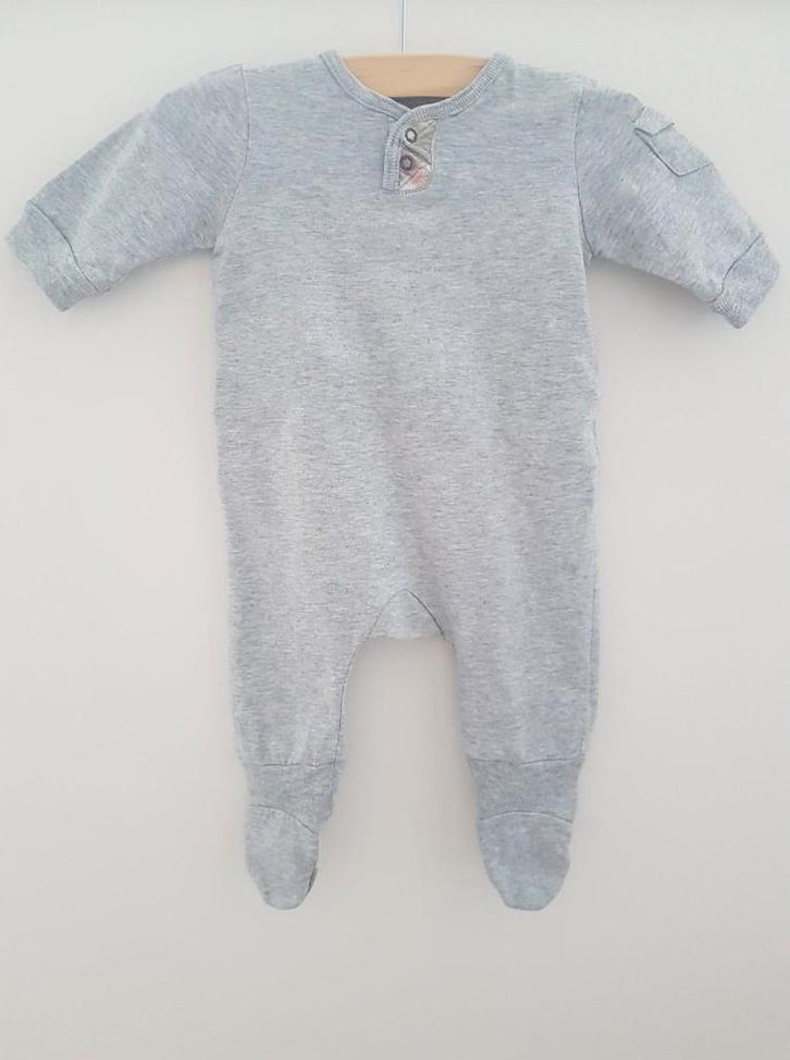 Burberry romper pakje grijs 50, Kinderen en Baby's, Babykleding | Maat 50, Zo goed als nieuw, Jongetje of Meisje, Pakje, Verzenden