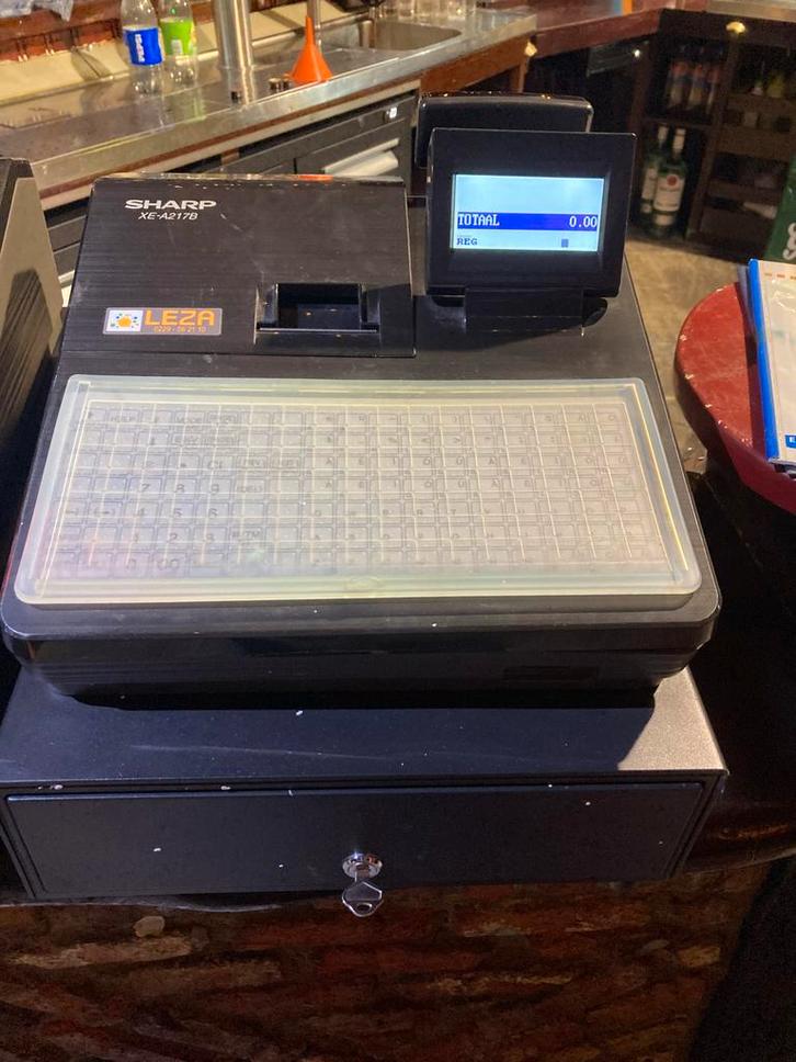 2x Sharp XE-A217B Kassa - Perfect voor uw bedrijf!, Zakelijke goederen, Kantoor en Winkelinrichting | Kassa's en Betaalsystemen