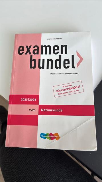R. Slooten - vwo Natuurkunde 2023/2024 beschikbaar voor biedingen