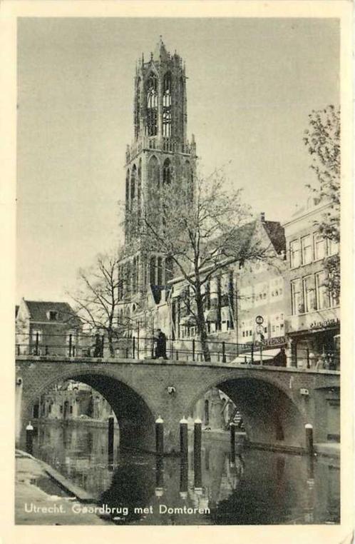 (300-127-029) Utrecht Gaardbrug met Domtoren, Verzamelen, Ansichtkaarten | Nederland, Utrecht, Verzenden