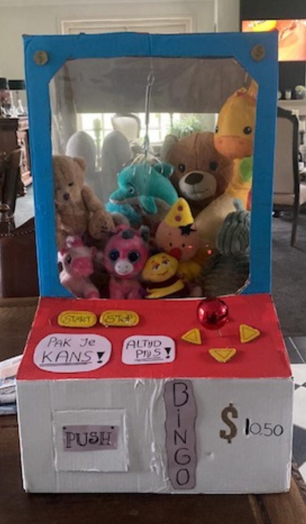 Sinterklaas suprise, grijpmachine, Diversen, Sinterklaas, Zo goed als nieuw, Ophalen of Verzenden