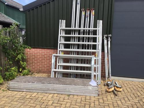 Custers Rolsteiger 6;2 meter, Doe-het-zelf en Verbouw, Steigers, Zo goed als nieuw, Rolsteiger of Kamersteiger, 5 meter of hoger