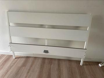 2-persoons bed 200x140