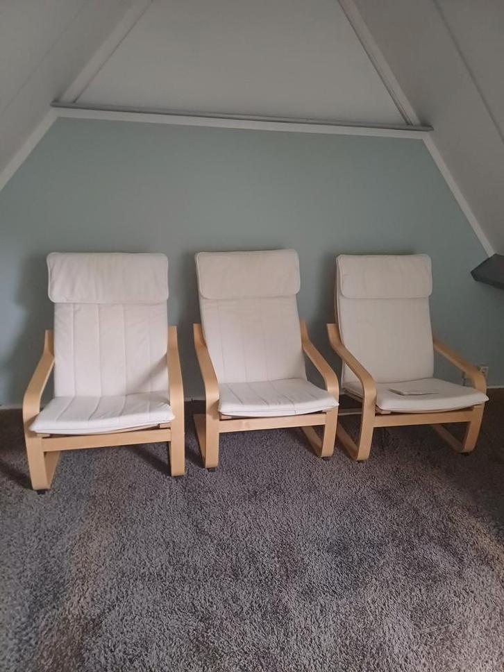 Twee IKEA Poang Stoelen, Huis en Inrichting, Fauteuils, Gebruikt, Hout, Stof, Minder dan 50 cm, Minder dan 75 cm, Ophalen