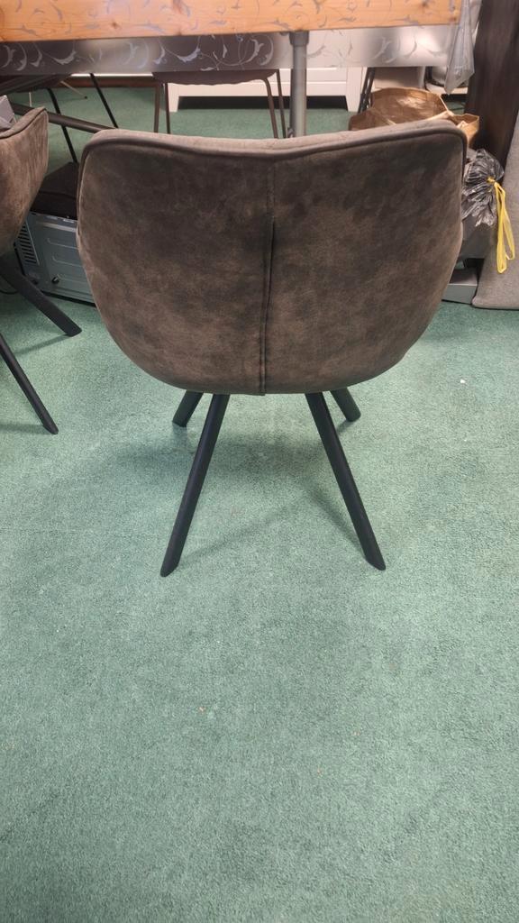 2 nette eetkamerstoelen voor €30, Antiek en Kunst, Antiek | Meubels | Stoelen en Banken, Ophalen