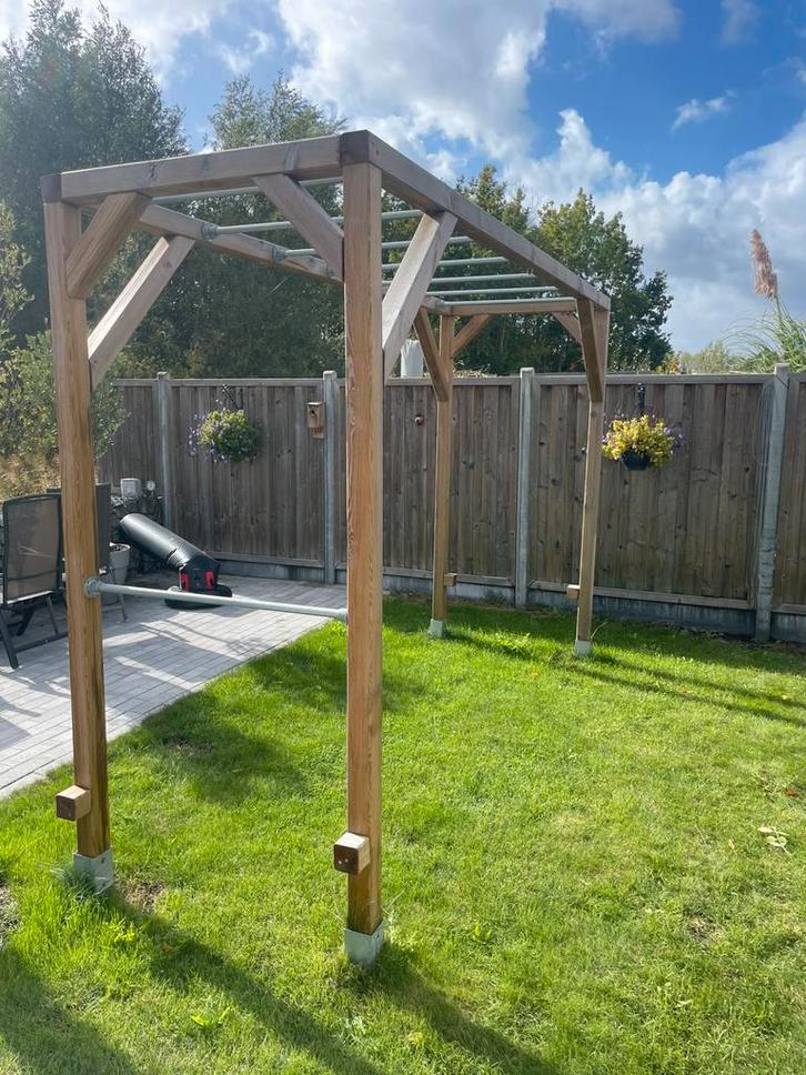 Mooie zelfgemaakte buiten Klimrek / Monkey bar, Kinderen en Baby's, Speelgoed | Buiten | Speeltoestellen, Gebruikt, Overige typen