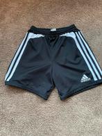 Adidasbroekje maat 164, Kinderen en Baby's, Kinderkleding | Maat 164, Ophalen of Verzenden, Zo goed als nieuw
