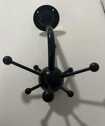Vintage sputnik kapstok beschikbaar voor biedingen