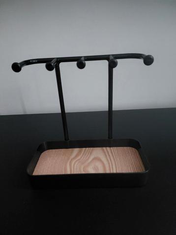 Stijlvolle Sieraden Opberger beschikbaar voor biedingen