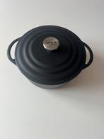 Vivo Villeroy & bocht group l pan, Ophalen of Verzenden, Zo goed als nieuw, Gietijzer, Pannenset