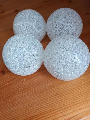 Led lichtbollen  voor haken beschikbaar voor biedingen