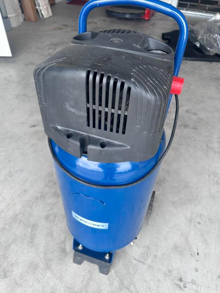 Topcraft Compressor TCK 240/50 10bar 97db, Doe-het-zelf en Verbouw, Compressors, Gebruikt, 6 tot 10 bar, 25 tot 100 liter, Minder dan 200 liter/min