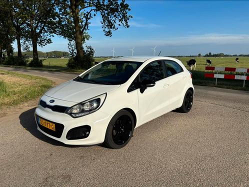 Kia Rio 1.2 I 5DRS 2012 Wit, Auto's, Kia, Particulier, Rio, ABS, Adaptieve lichten, Airbags, Airconditioning, Alarm, Bluetooth