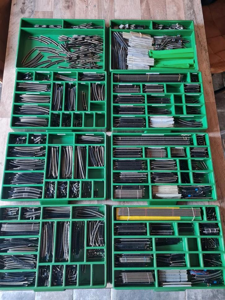 Grote hoeveelheid Minitrix rails voor de losse verkoop, Hobby en Vrije tijd, Modeltreinen | N-Spoor, Gebruikt, Rails, Gelijkstroom