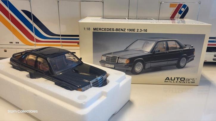 AUTOart Millenium Mercedes-Benz W201 190E 2.3 16v Blue Black, Hobby en Vrije tijd, Modelauto's | 1:18, Zo goed als nieuw, Auto