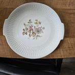 Prachtig vintage Mosa serveerbord met elegante bloemenbeschi, Ophalen of Verzenden