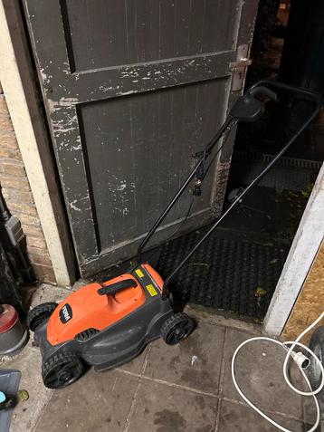Ferm Grasmaaier - Werkt Uitstekend! beschikbaar voor biedingen