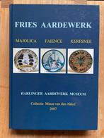 Fries Aardewerk van Collectie Minze van den Akker 2007, Antiek en Kunst, Ophalen of Verzenden