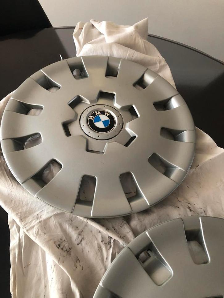 Wieldoppen | BMW | Plastic | Gebruikt | 4 stuks | Gratis, Auto diversen, Wieldoppen, Gebruikt, Ophalen