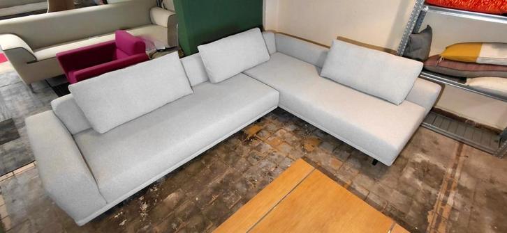 Design on Stock Cascade hoekbank | Refurbished | Bouclé, Huis en Inrichting, Banken | Bankstellen, Zo goed als nieuw, Hoekbank