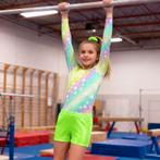 Turnpakje + turnbroekje groen 116 122 128 134 140 146 152, Sport en Fitness, Ophalen of Verzenden, Nieuw, Groen, Turnpak(je)