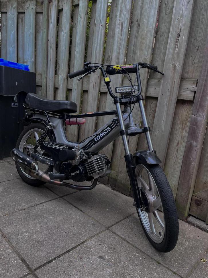 Tomos 74cc italkit!, Fietsen en Brommers, Brommers | Tomos, Zo goed als nieuw, Standard, Ophalen