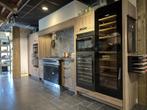 Showr. keuken Santiago Oak met eiland en granieten werkblad, Huis en Inrichting, Ophalen, Bruin, Overige typen, Graniet of Steen