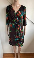 King Louie jurk maat M bruin bloemen overslag rood blauw, Kleding | Dames, Maat 38/40 (M), Bruin, Ophalen of Verzenden, Zo goed als nieuw