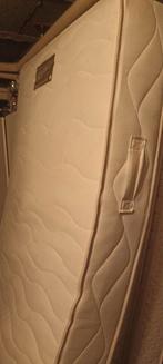 Eenpersoonsmatras 190x90x22 cm GRATIS AFHALEN!!!, Ophalen, Gebruikt, 90 cm, Eenpersoons