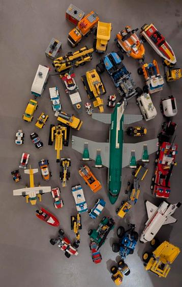 Meer dan 40 sets en losse lego, totaal 11 kilo! beschikbaar voor biedingen
