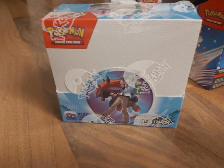 Journey together booster box (sealed), Hobby en Vrije tijd, Verzamelkaartspellen | Pokémon, Zo goed als nieuw, Ophalen of Verzenden