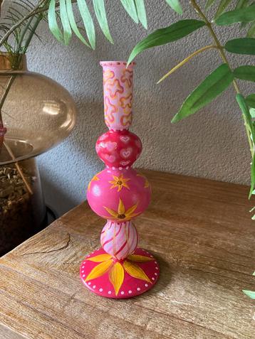 Handbeschilderde Kandelaar Pink Sunflower ByJ&S beschikbaar voor biedingen