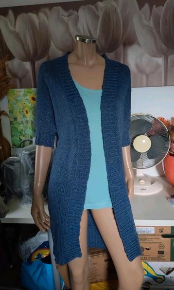 Leuk lang zacht groenblauw lang vest HEMA maat 40 42  beschikbaar voor biedingen